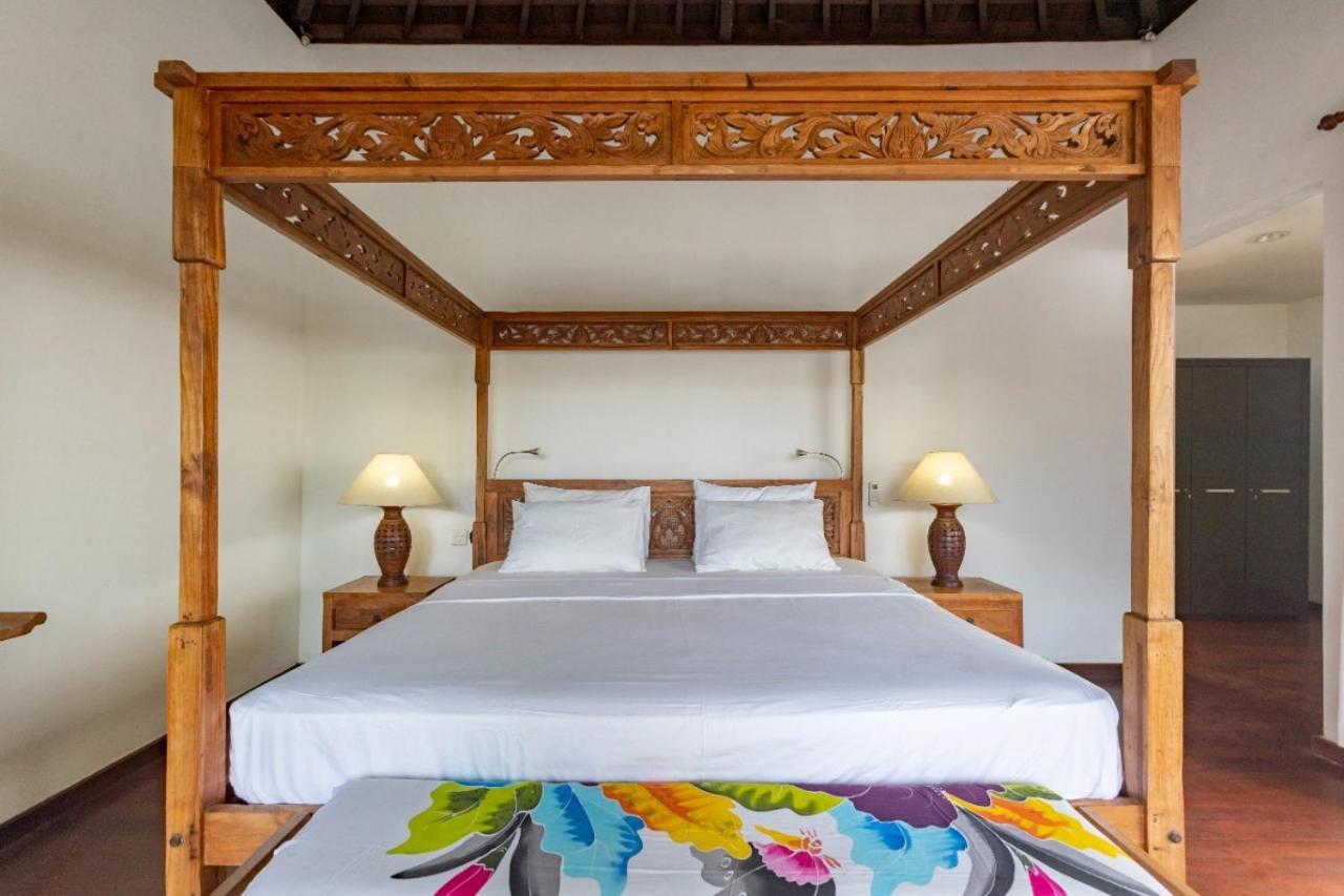 The Jovilla Canggu Exterior photo