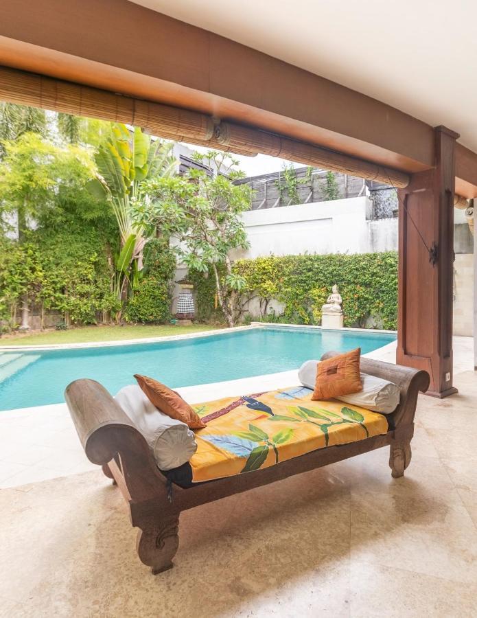 The Jovilla Canggu Exterior photo