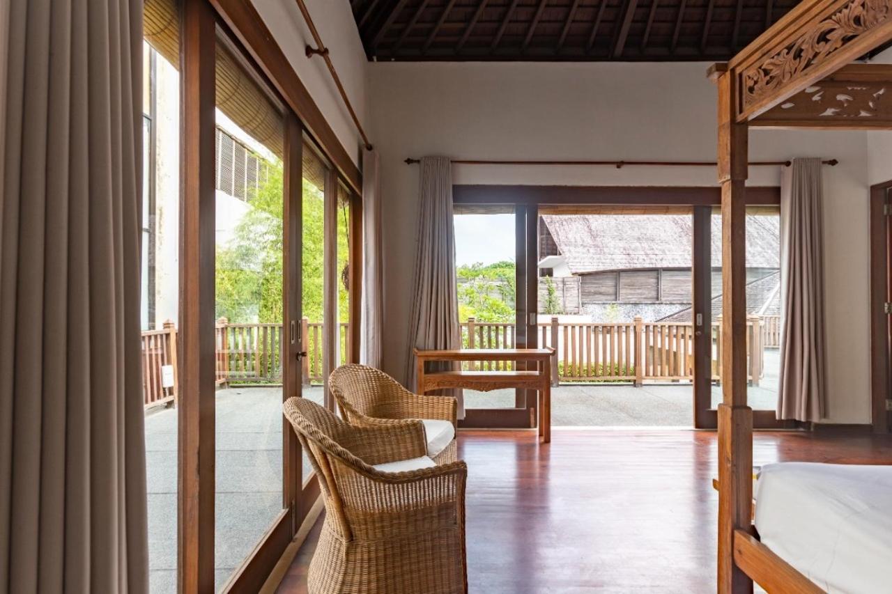 The Jovilla Canggu Exterior photo